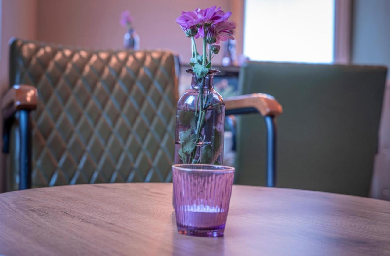 Village Bistro&Bar Fremdenzimmer Dettingen an der Erms Esterno foto