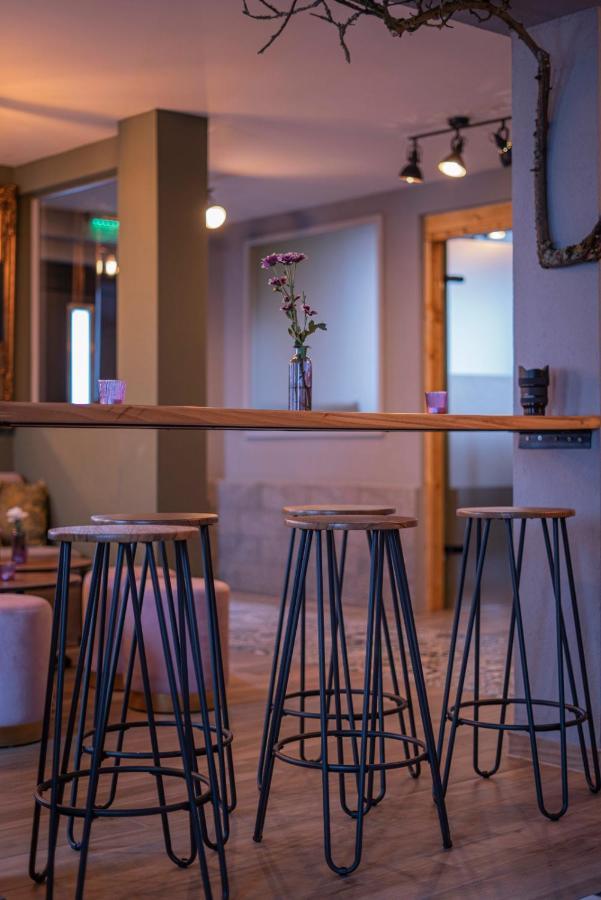 Village Bistro&Bar Fremdenzimmer Dettingen an der Erms Esterno foto